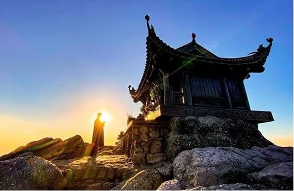Chùa Đồng trên đỉnh Yên Tử thuộc Quần thể di tích và danh lam thắng cảnh Yên Tử - Vĩnh Nghiêm - Côn Sơn, Kiếp Bạc 