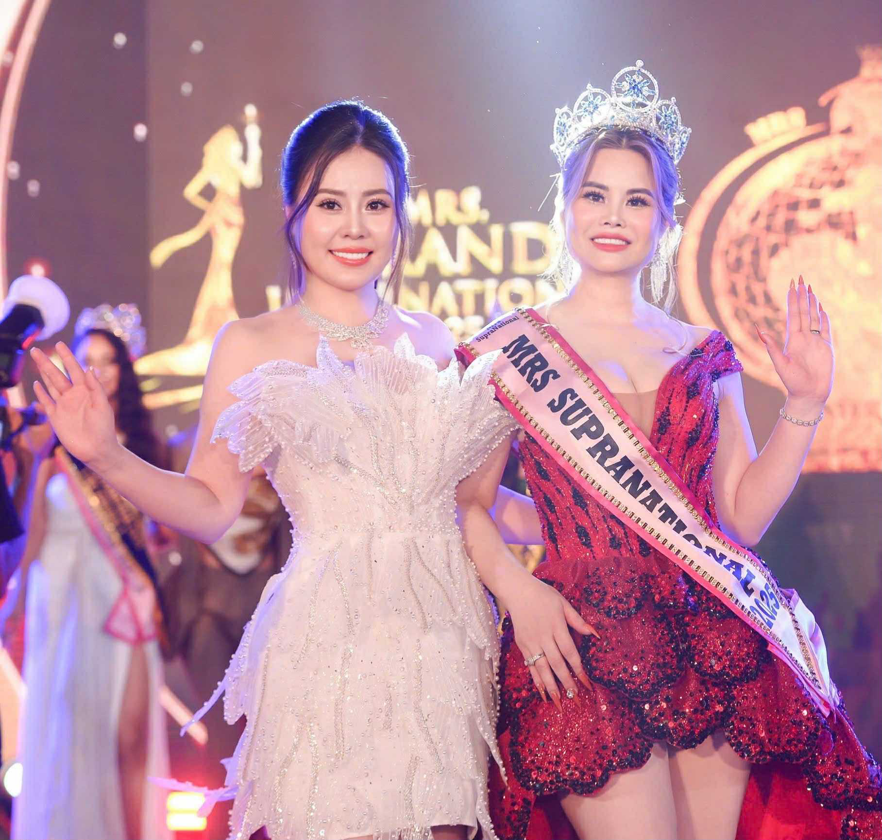 nguyen-thi-huyen-phan-kim-oanh.png