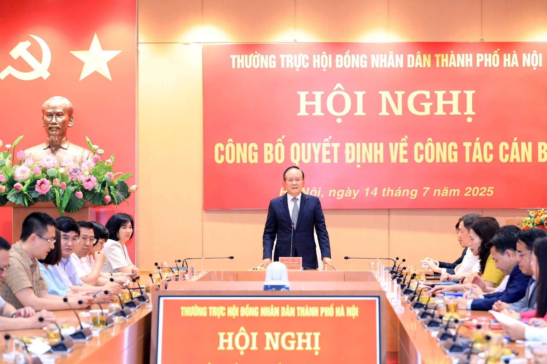 tuan.jpg