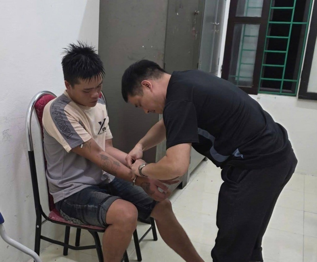 Đối tượng Cô Văn Háo tại cơ quan Công an Đối tượng Cô Văn Háo tại cơ quan Công an