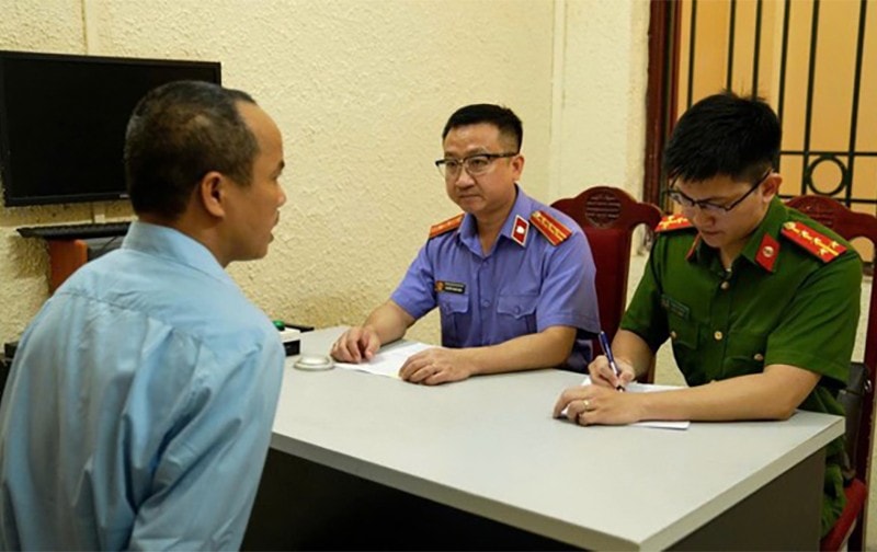 Đối tượng Dư Đình Hợi