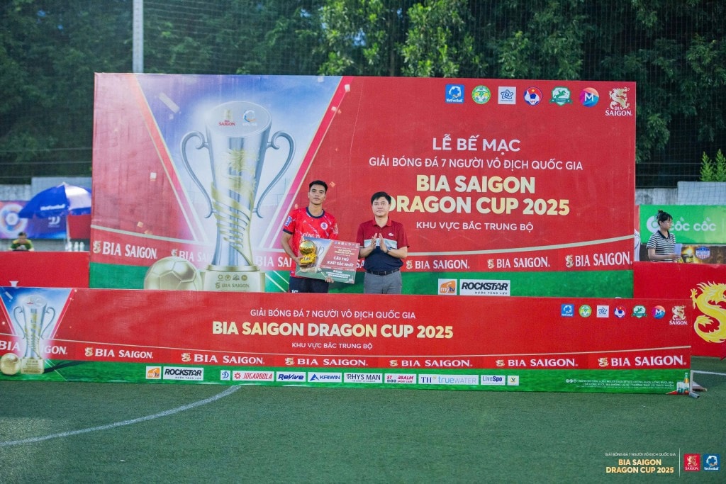 FC Sơn Trang rộng cửa bước tới vòng Chung kết FC Sơn Trang rộng cửa bước tới vòng Chung kết