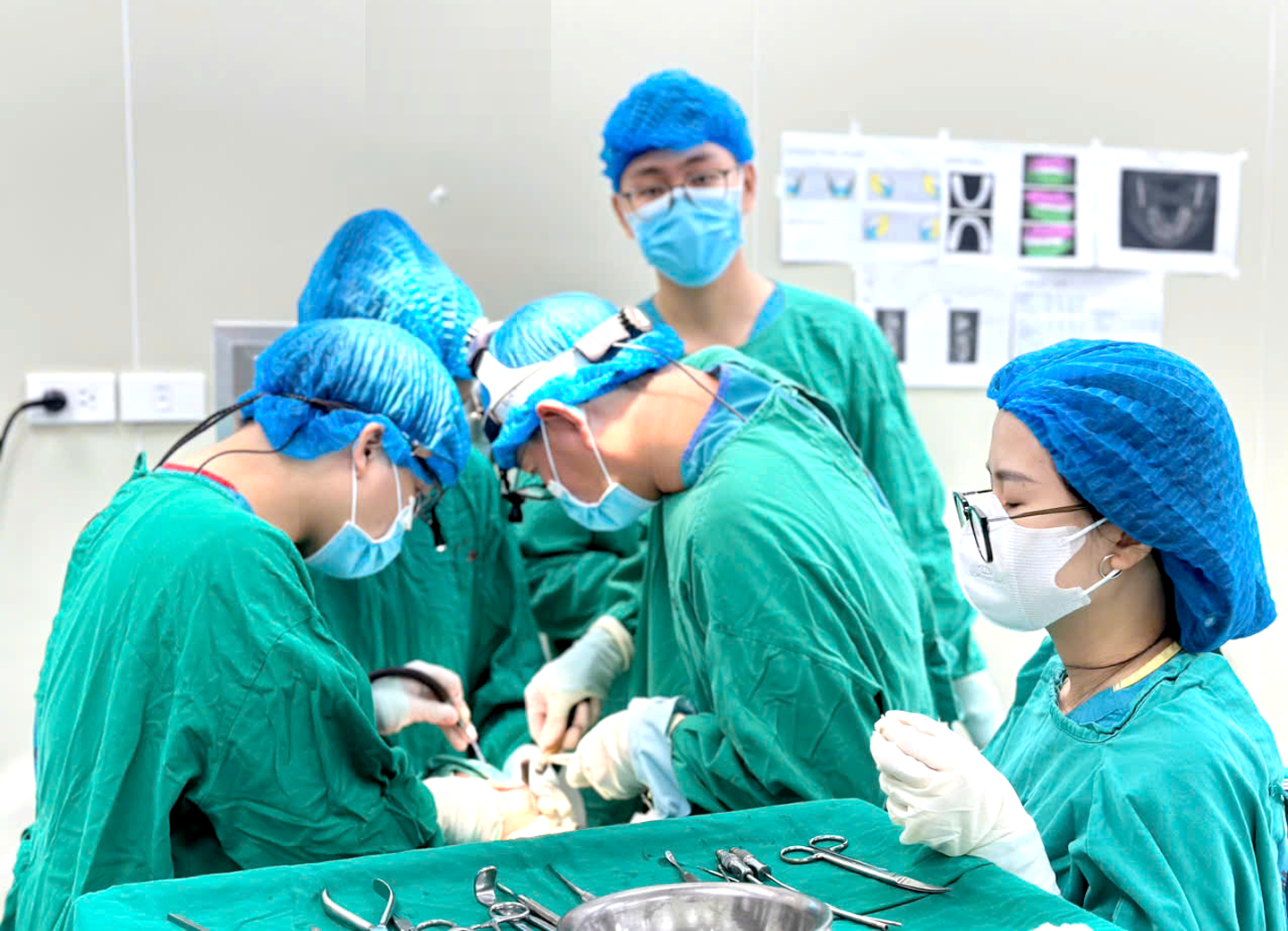 Kỳ cuối: Quyết tâm gỡ nút thắt chuyển đổi số y tế