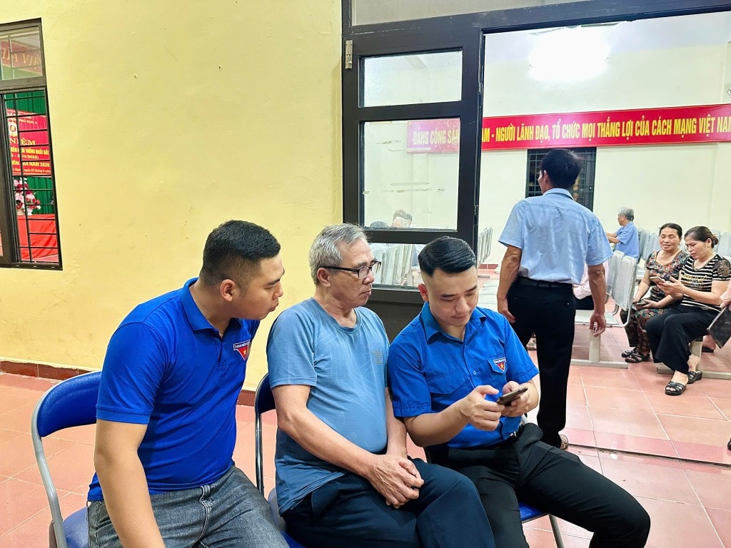 Hướng dẫn đảng viên cài đặt ứng dụng giải quyết thủ tục hành chính của Đảng