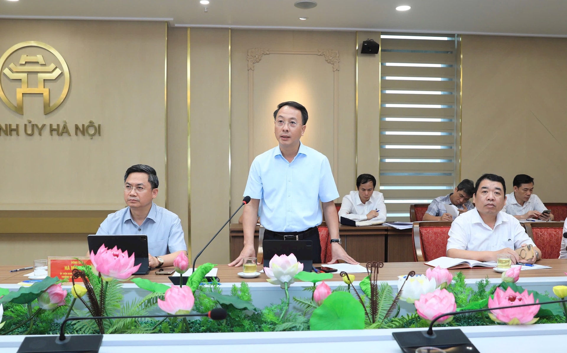 Giám đốc Sở Nội vụ Hà Nội Trần Đình Cảnh phát biểu tại hội nghị. Ảnh: Quang Thái