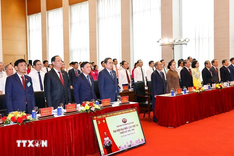 chu-tich-quoc-hoi-du-dai-hoi1.jpg