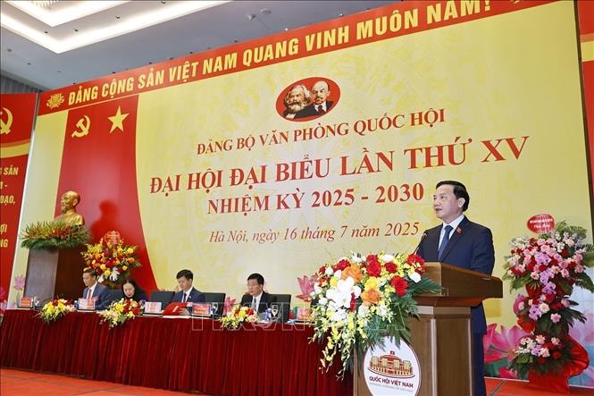 vanphongquochoi1.jpg