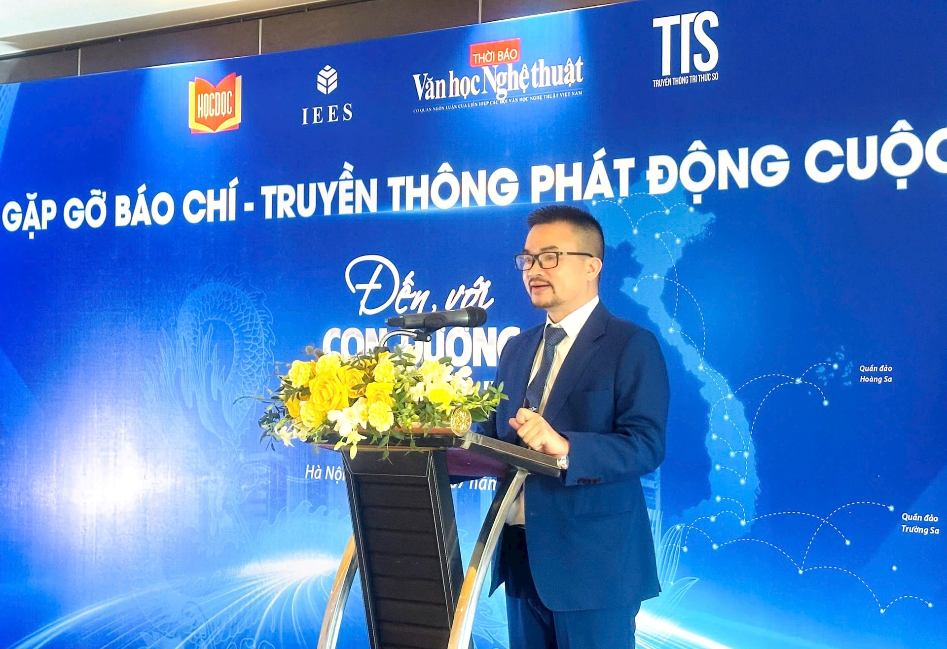 khuong.jpg
