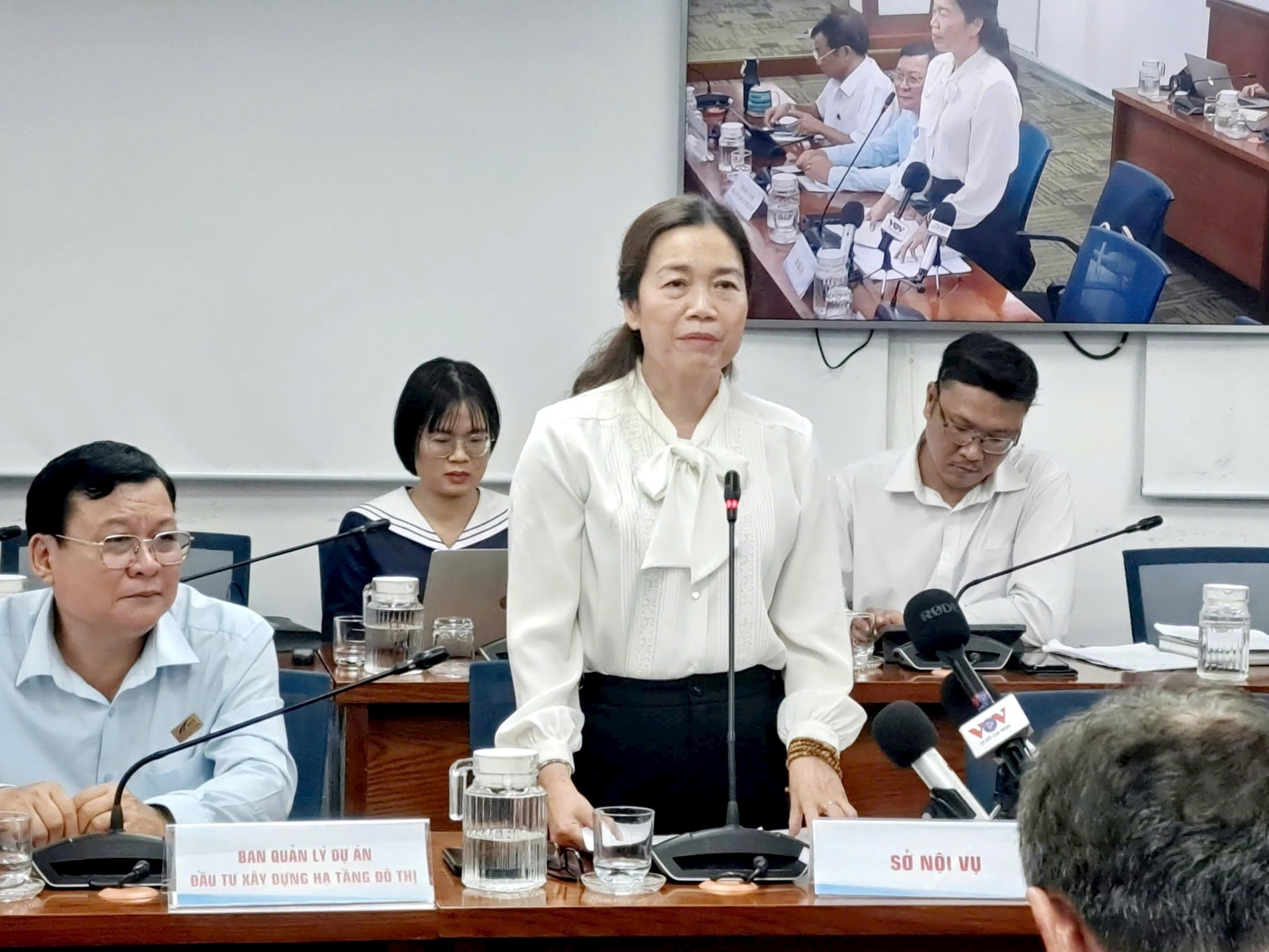 ba-nguyen-ngoc-hang.jpg