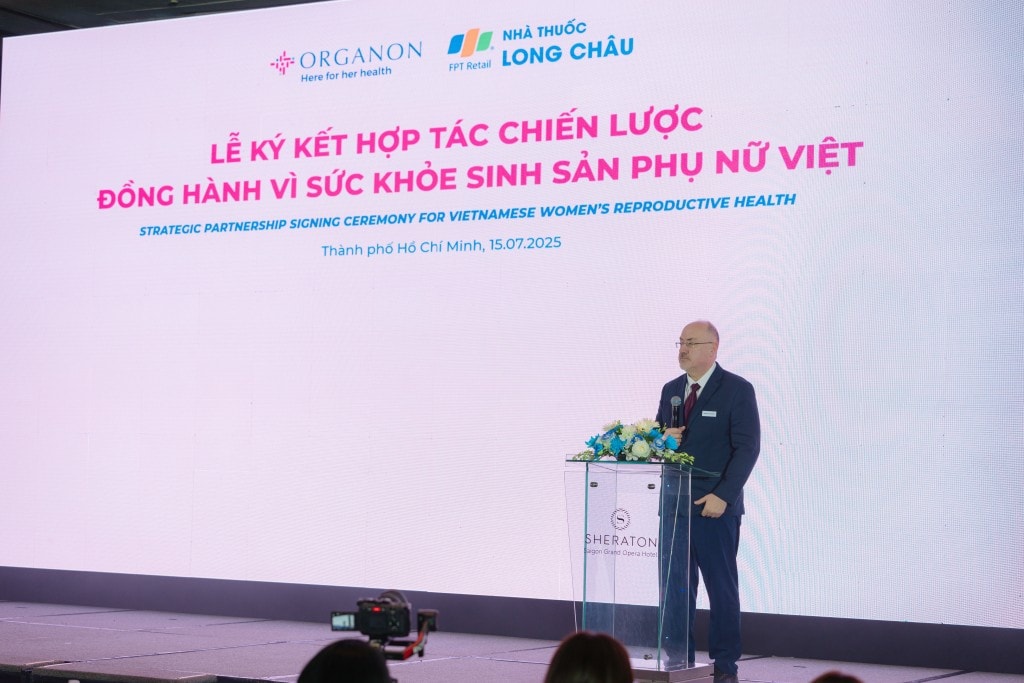 Ông Gregory Harris, Tùy viên Thương mại, Thương vụ Hoa Kỳ – Lãnh sự quán Hoa Kỳ tại thành phố Hồ Chí Minh. Ông Gregory Harris, Tùy viên Thương mại, Thương vụ Hoa Kỳ – Lãnh sự quán Hoa Kỳ tại thành phố Hồ Chí Minh.