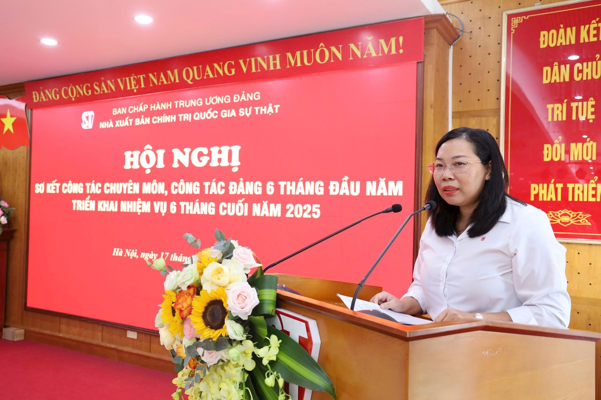 pham-thi-thinh.jpg