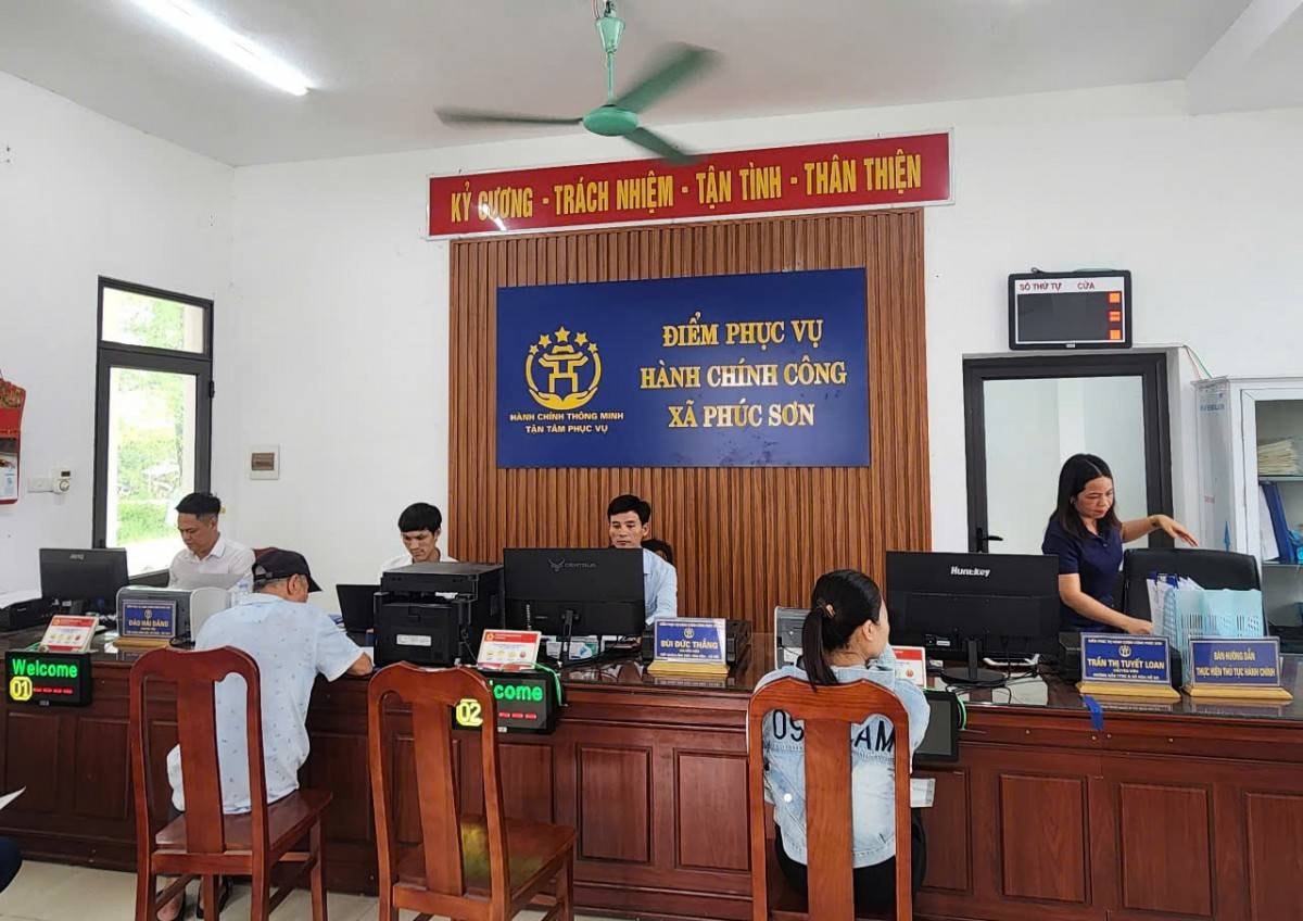 Sau 4 ngày Hà Nội vận hành chính quyền 2 cấp: Thủ tục nhanh hơn, người dân thực sự hài lòng