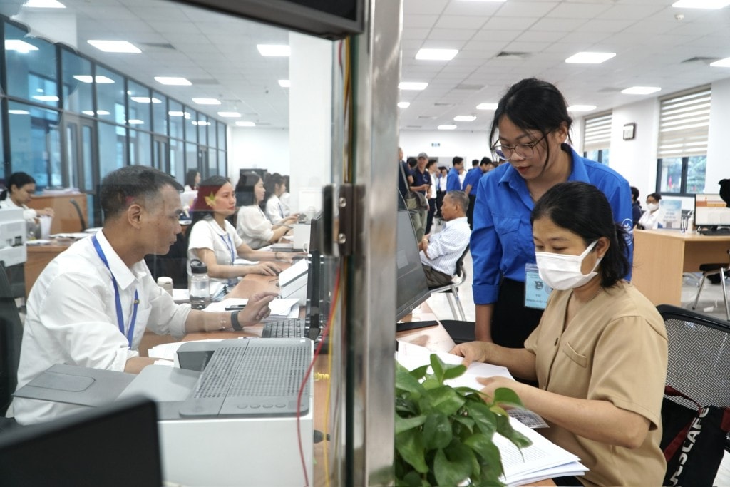 Bài 4: “Vươn mình” để bắt kịp sự phát triển của Thủ đô