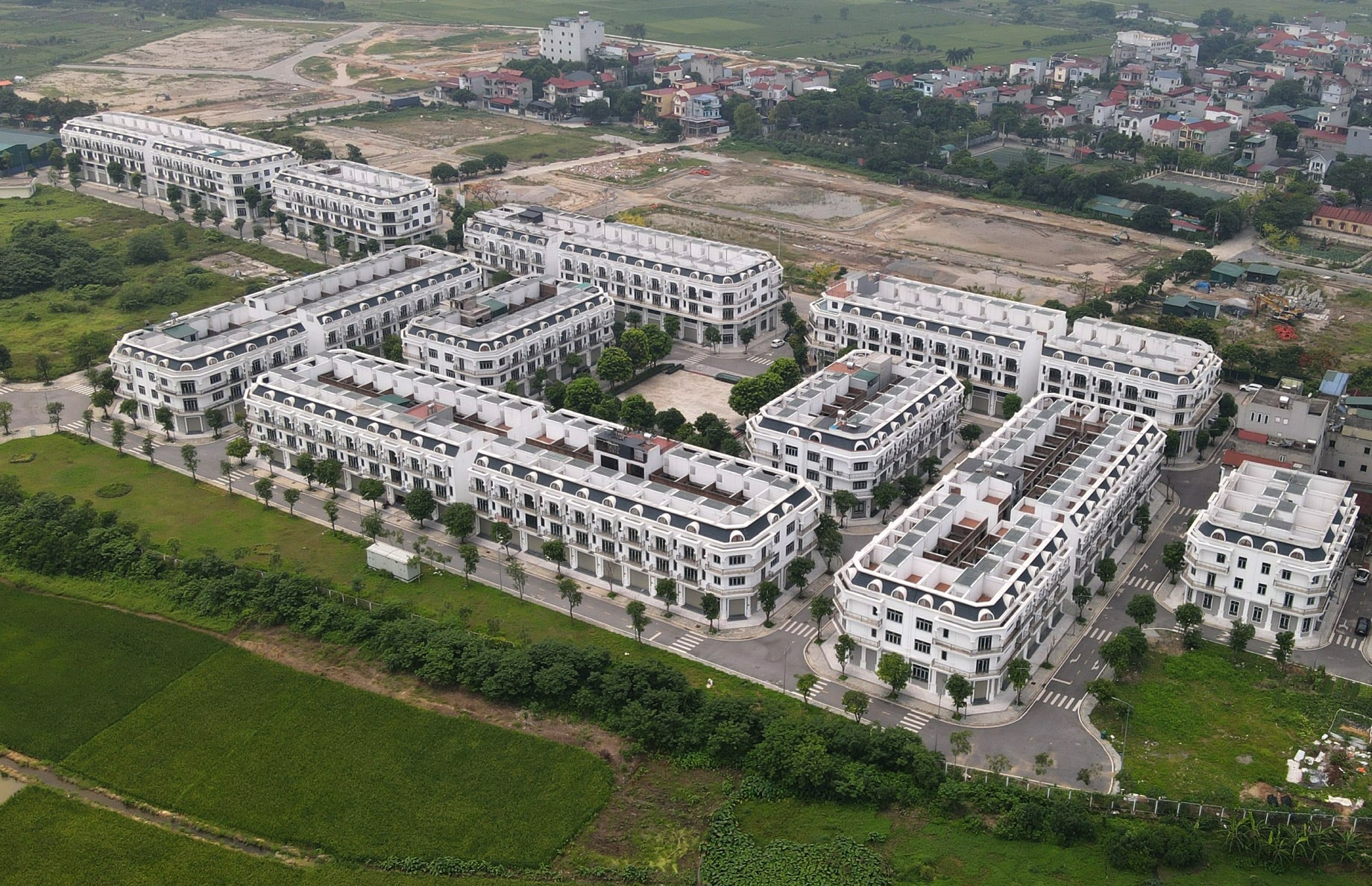 mot-khu-nha-lien-ke-tai-xa-dong-anh.-anh-nguyen-quang.jpg