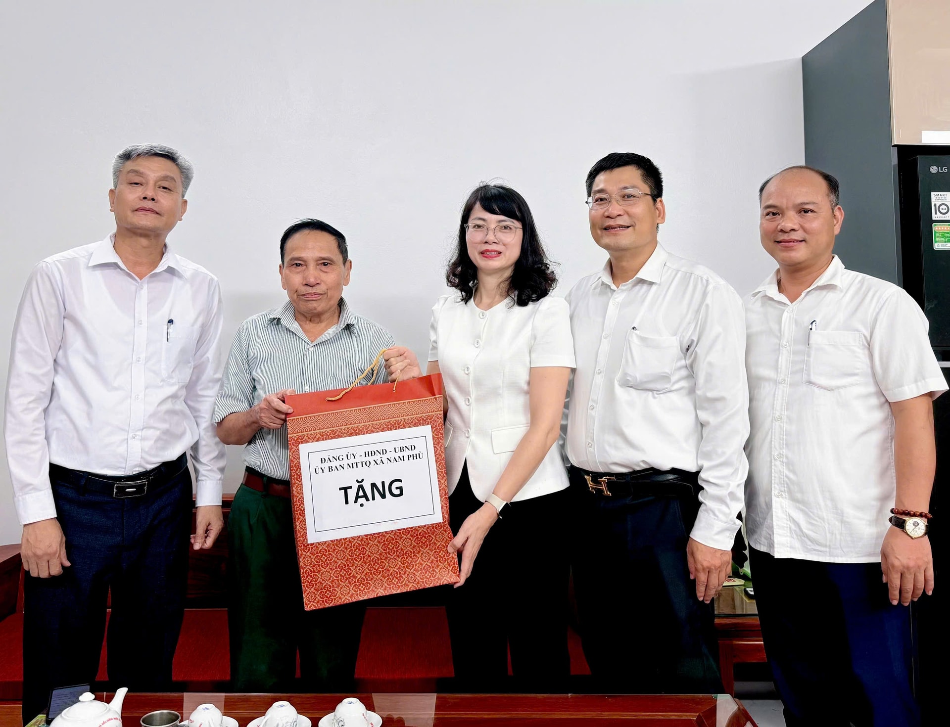 nam-phu-thuong-binh-3.jpg