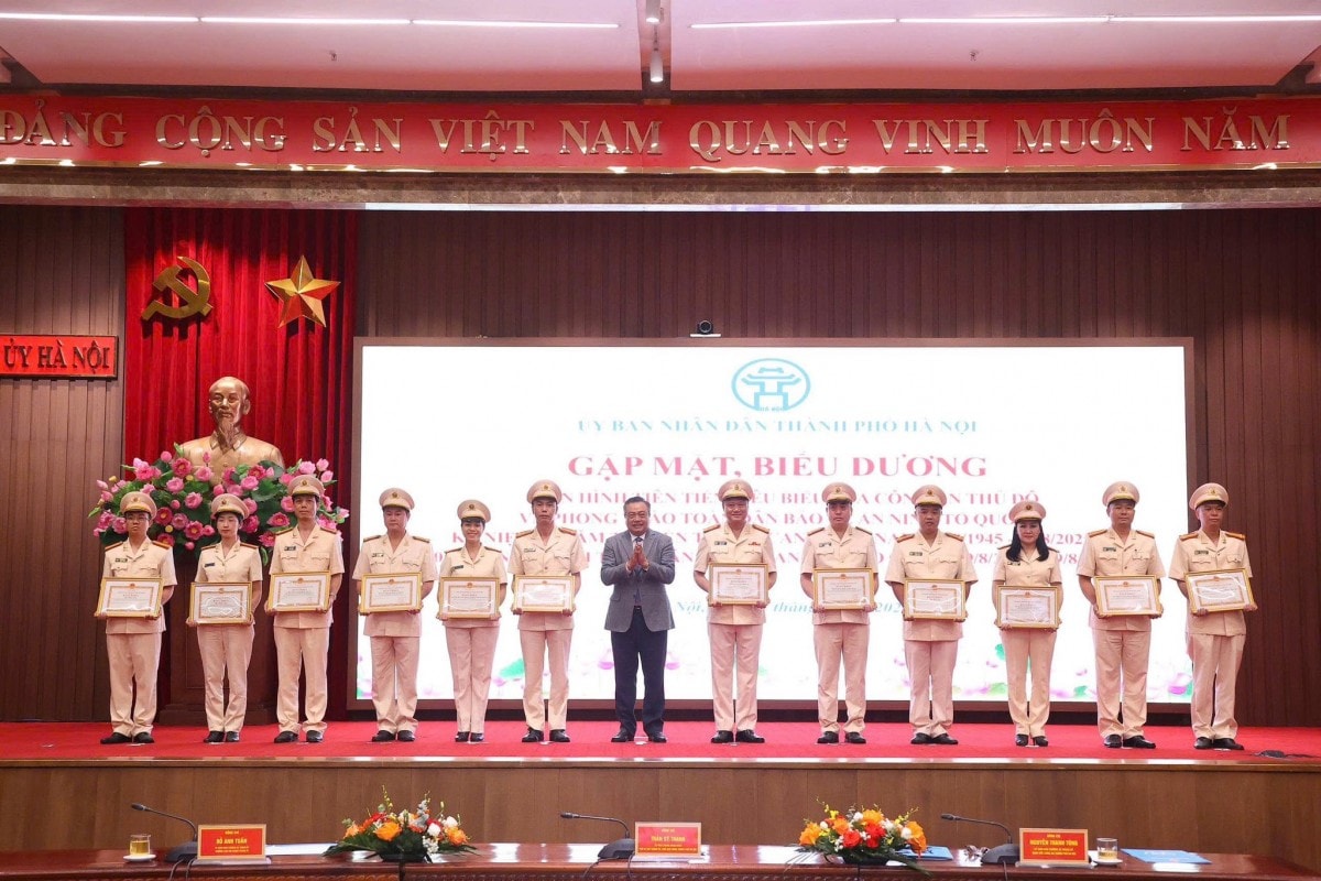 Kỳ 1: Công an thành phố Hà Nội: Vững vàng công tác xây dựng Đảng
