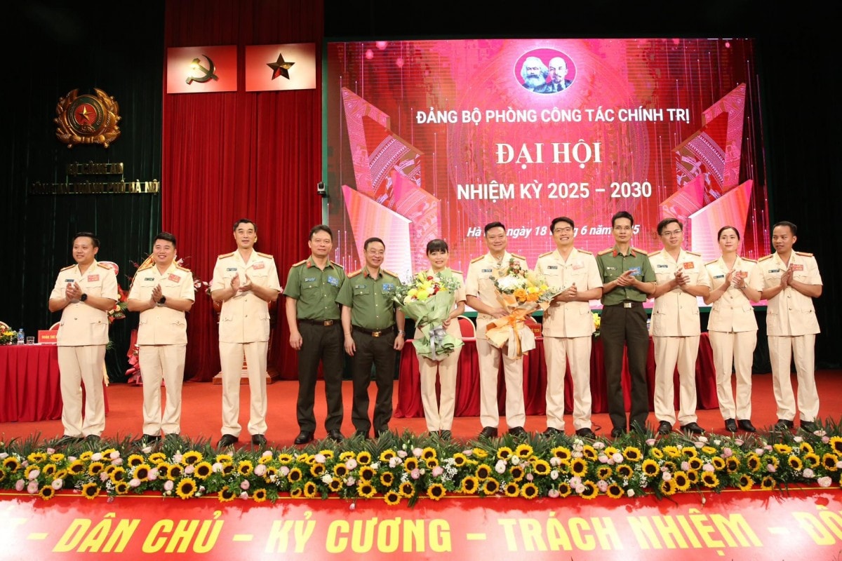 Kỳ 2: Công an thành phố Hà Nội hoàn thành xuất sắc nhiệm vụ chính trị