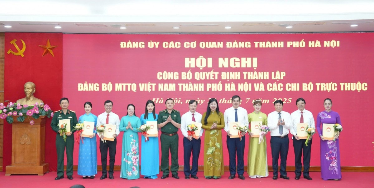 Thành lập Đảng bộ MTTQ Việt Nam thành phố Hà Nội với 36 Chi bộ trực thuộc