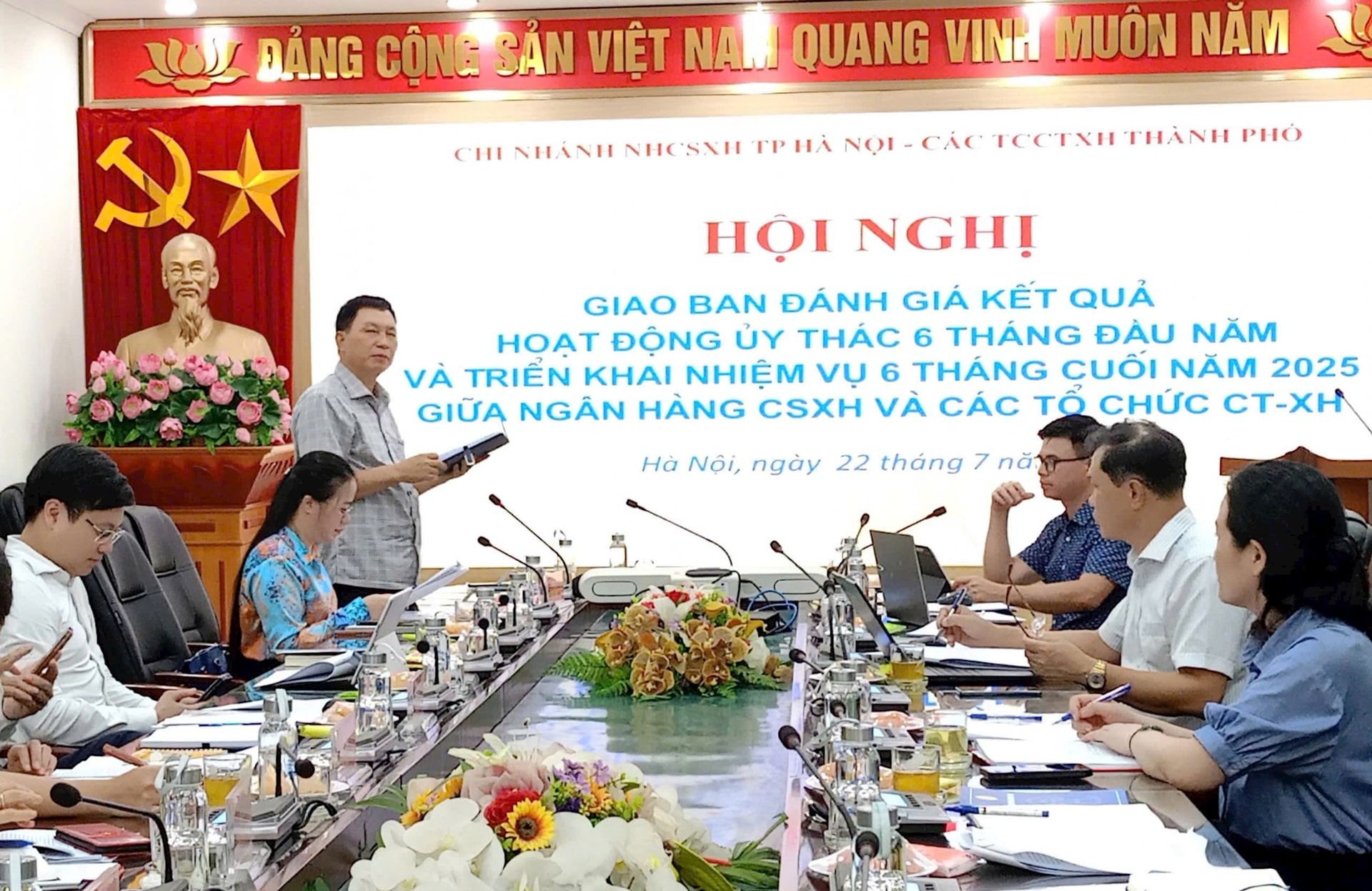quang-canh-nhcsxh.jpg