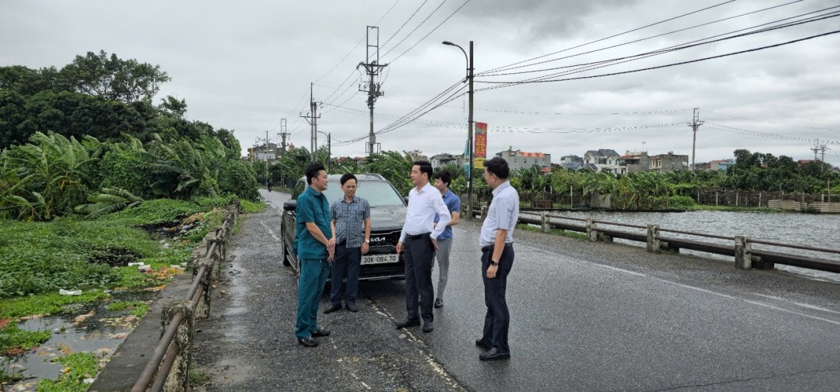 Lãnh đạo xã Gia Lâm kiểm tra công tác phòng, chống lụt bão trên địa bàn