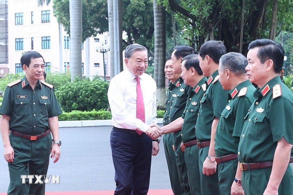 tong-bi-thu-to-lam-quandoi1.jpg
