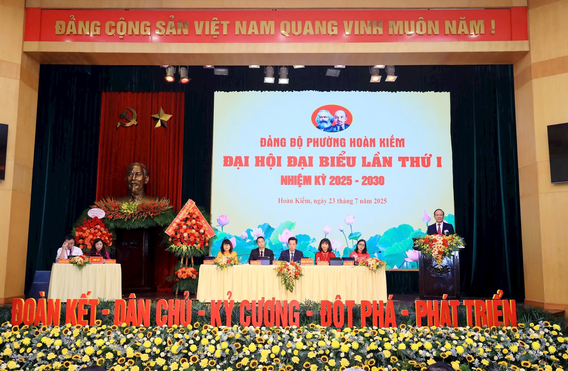 Quang cảnh đại hội. Ảnh: Nguyên Anh 