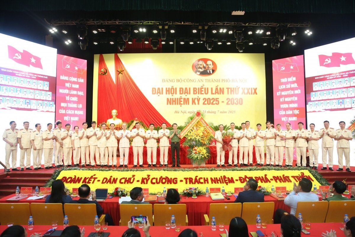 Đại hội Đảng bộ CATP Hà Nội nhiệm kỳ 2025-2030: Nền tảng vững chắc bước vào kỷ nguyên mới
