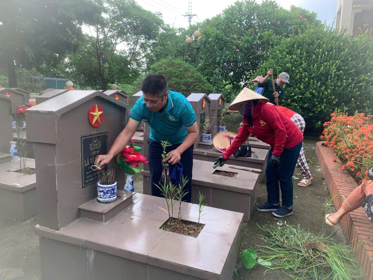 Hội Nông dân TP Hà Nội tổ chức nhiều hoạt động ý nghĩa hướng ngày Thương binh - Liệt sĩ