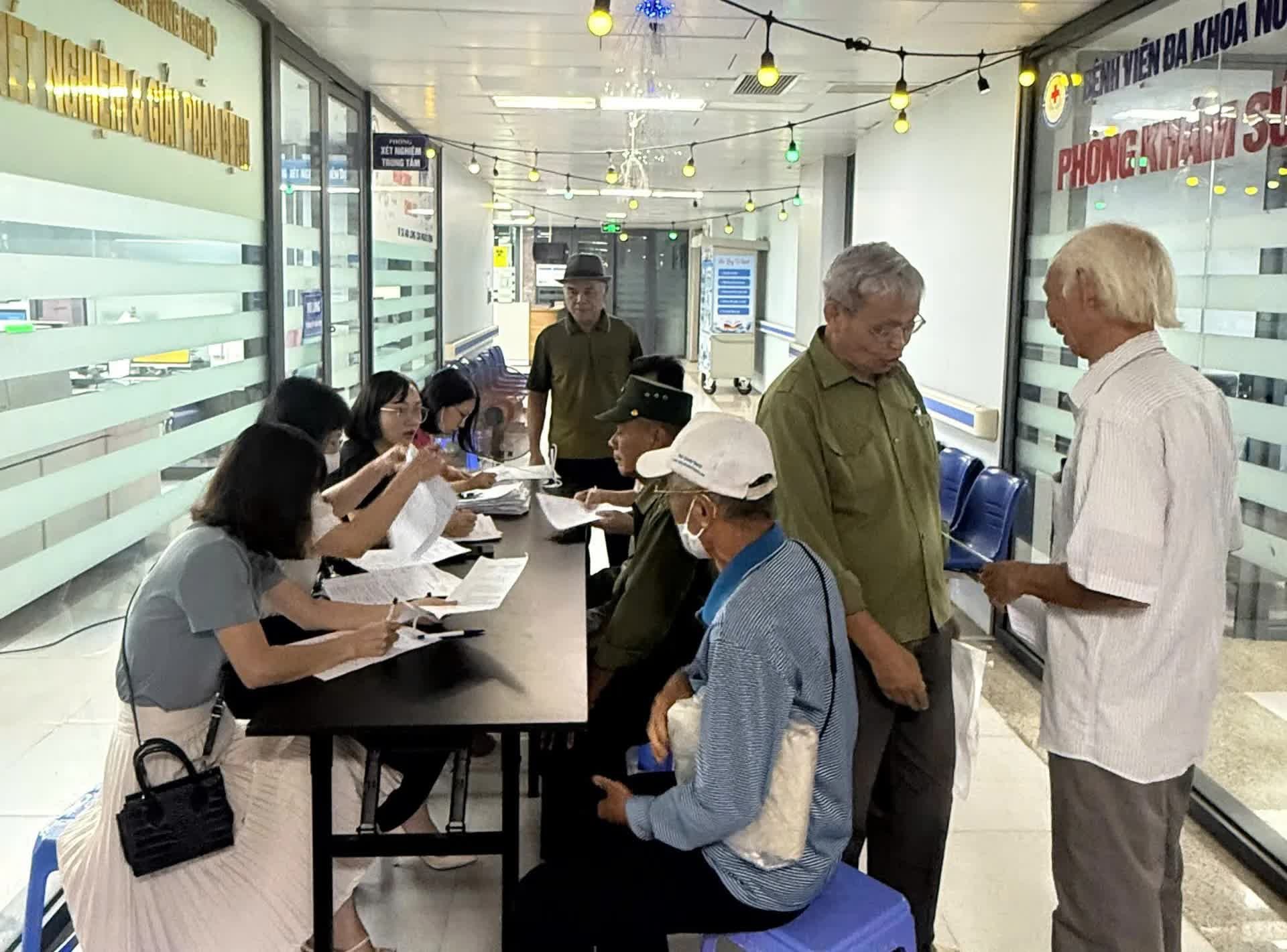 Nhiều xã, phường ở Hà Nội tổ chức hoạt động tri ân người có công