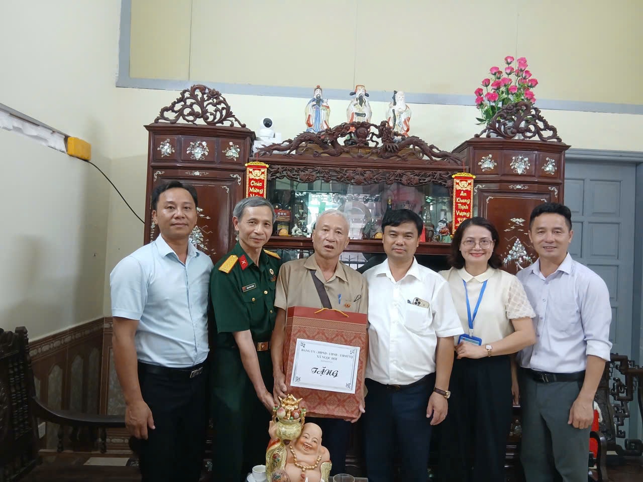 ង៉ុក-ហូ-៣.jpg