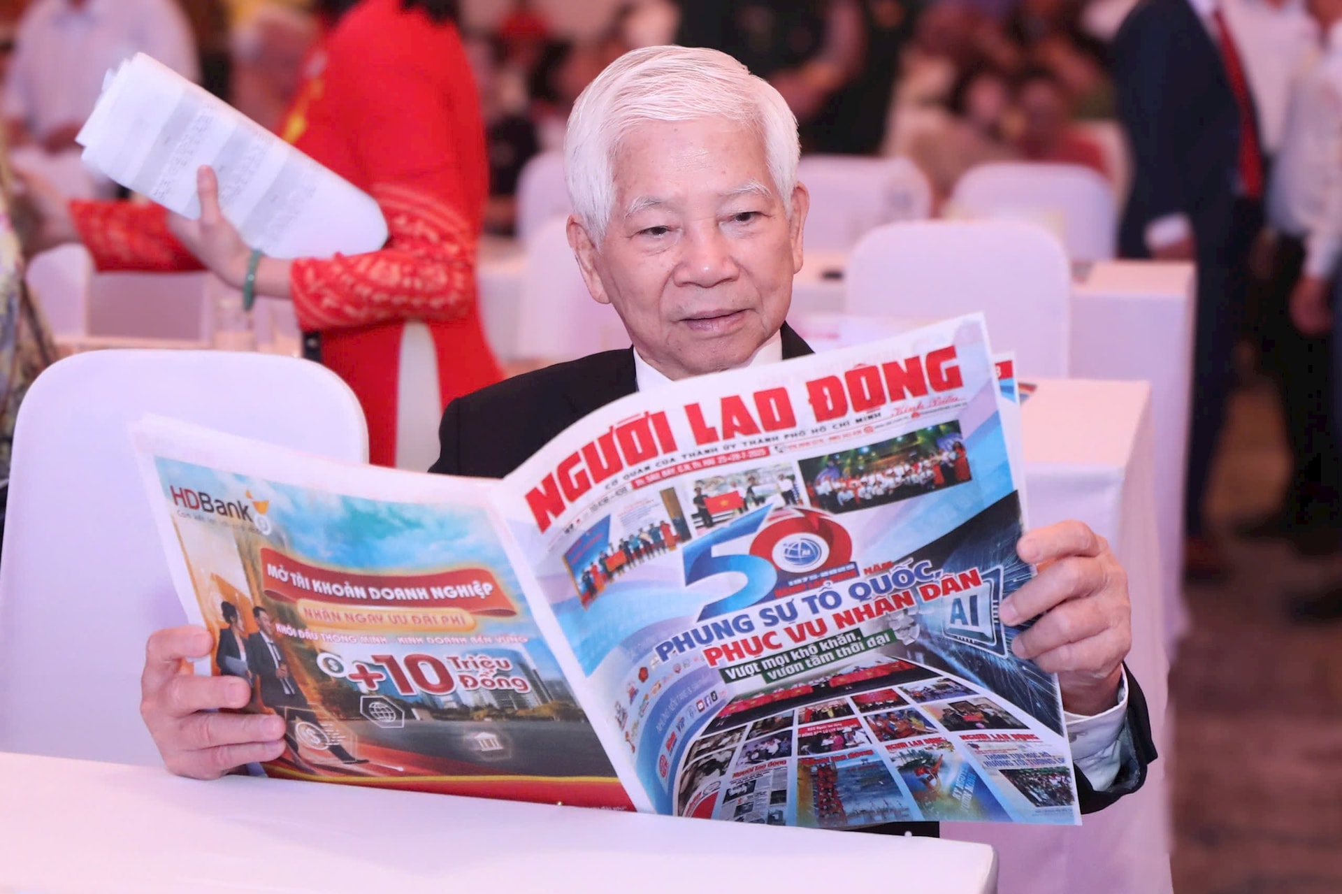 1.nguoilaodong25-7.jpg