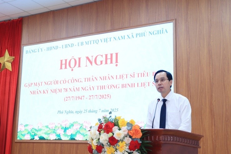 Xã Phú Nghĩa: Gặp mặt tri ân người có công, thân nhân liệt sĩ tiêu biểu nhân dịp kỷ niệm 78 năm Ngày Thương binh - Liệt sĩ