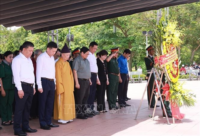 thu-tuong2-260725.jpg