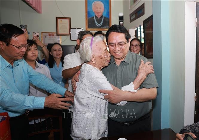 thu-tuong8-260725.jpg