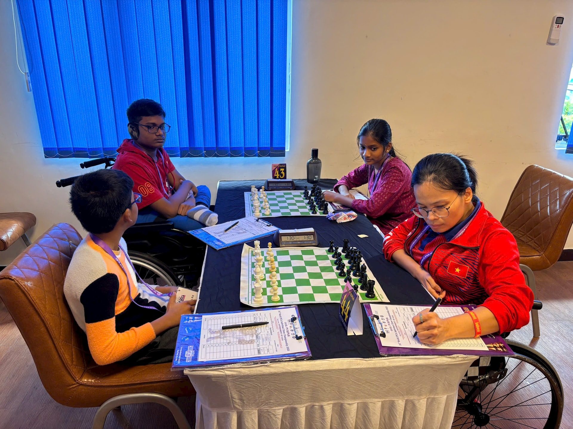 anh-2-tran-thi-bich-thuy-thi-dau-tai-giai.jpg