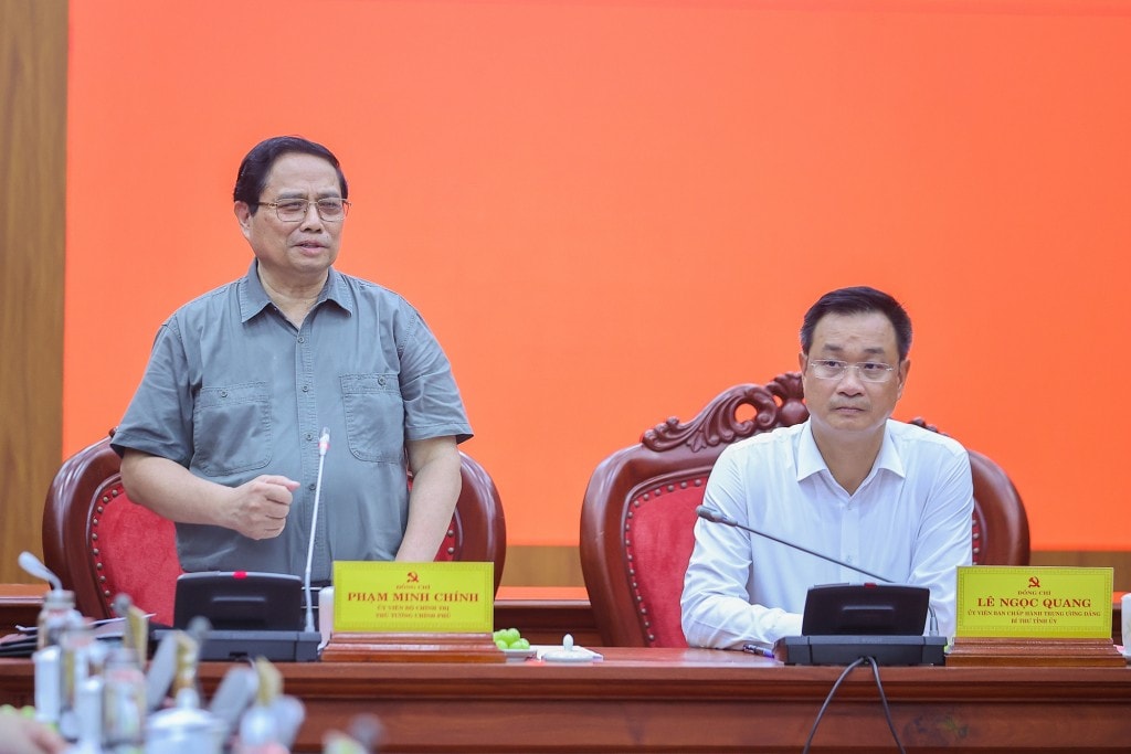 Thủ tướng ghi nhận, biểu dương và chúc mừng những kết quả mà tỉnh Quảng Trị đã đạt được trong thời gian qua, góp phần vào kết quả, thành tựu chung của cả nước - Ảnh: VGP/Nhật Bắc Thủ tướng ghi nhận, biểu dương và chúc mừng những kết quả mà tỉnh Quảng Trị đã đạt được trong thời gian qua, góp phần vào kết quả, thành tựu chung của cả nước - Ảnh: VGP/Nhật Bắc