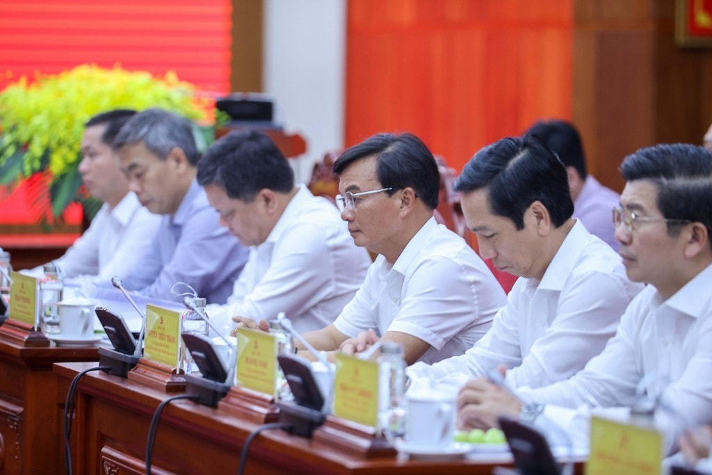Lãnh đạo các bộ, ngành, địa phương tham dự cuộc làm việc - Ảnh: VGP/Nhật Bắc Lãnh đạo các bộ, ngành, địa phương tham dự cuộc làm việc - Ảnh: VGP/Nhật Bắc