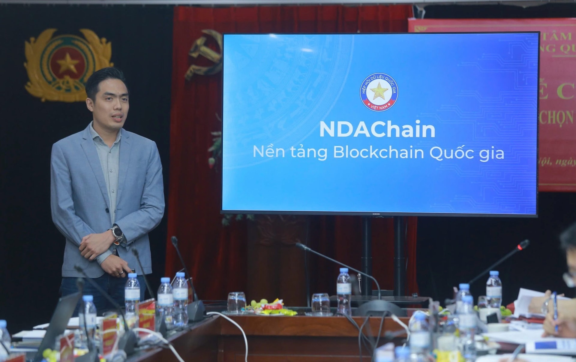 huy-nguyen-uy-vien-bch-ban-cong-nghe-h2-gt-ve-nen-tang-blockchain-quoc-gia-nda-chain.jpg