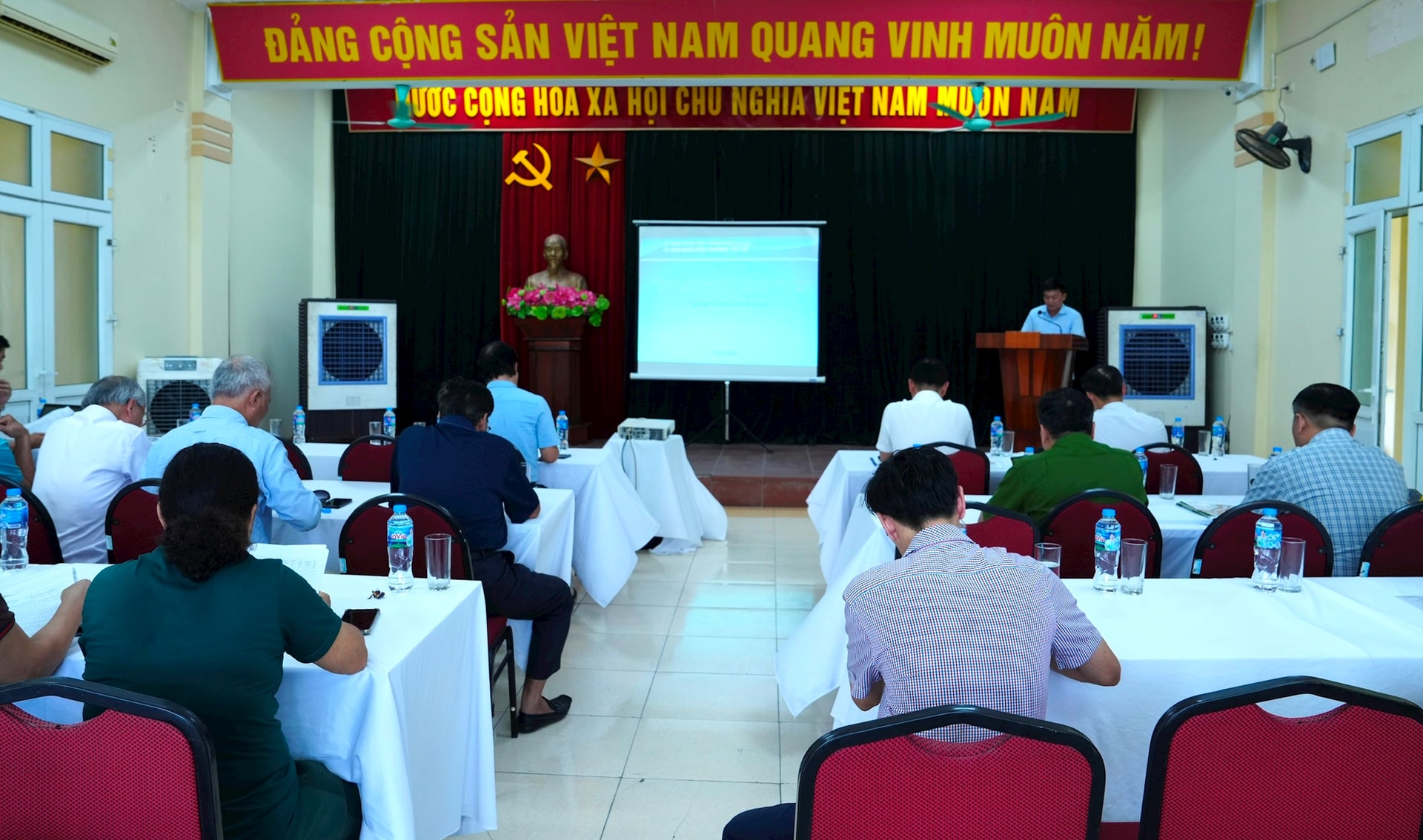 qa-quang-canh-.jpg