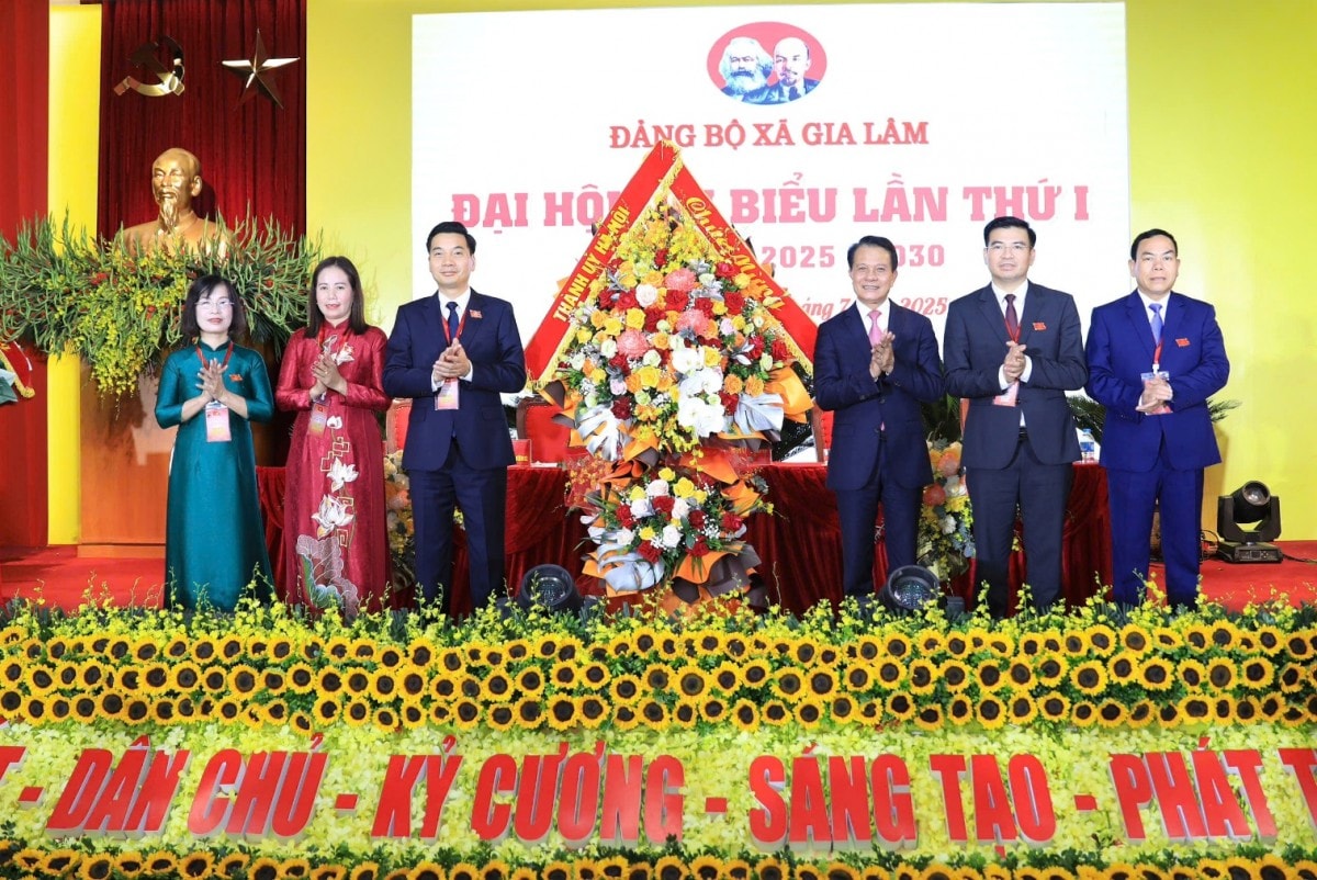 Xây dựng Đảng bộ xã Gia Lâm trong sạch, vững mạnh, toàn diện