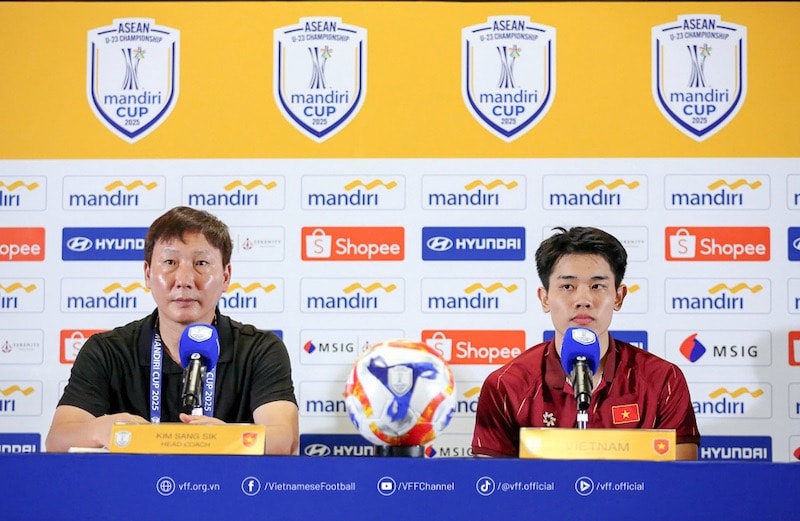 30-dinh-bac-kim-sang-si.jpeg