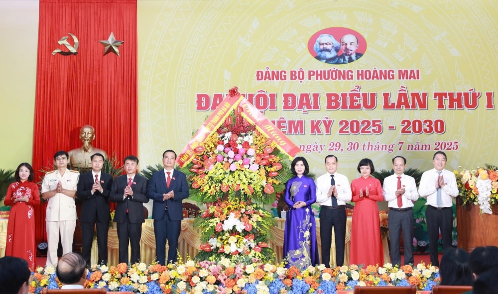 Đồng chí Nguyễn Xuân Linh được chỉ định giữ chức Bí thư Đảng ủy phường Hoàng Mai
