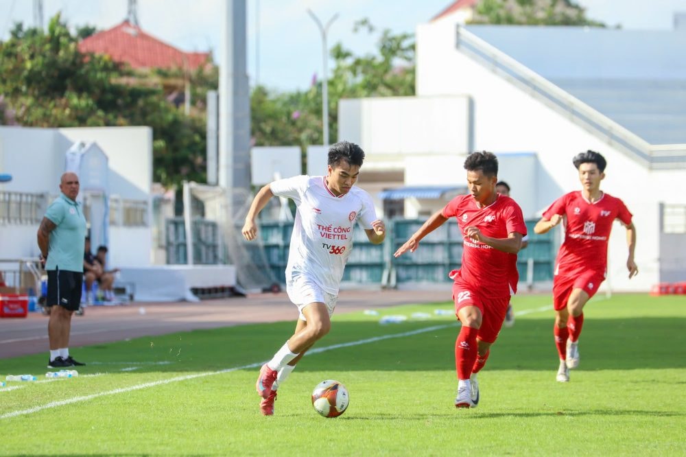 31-u21-pvf3.jpeg