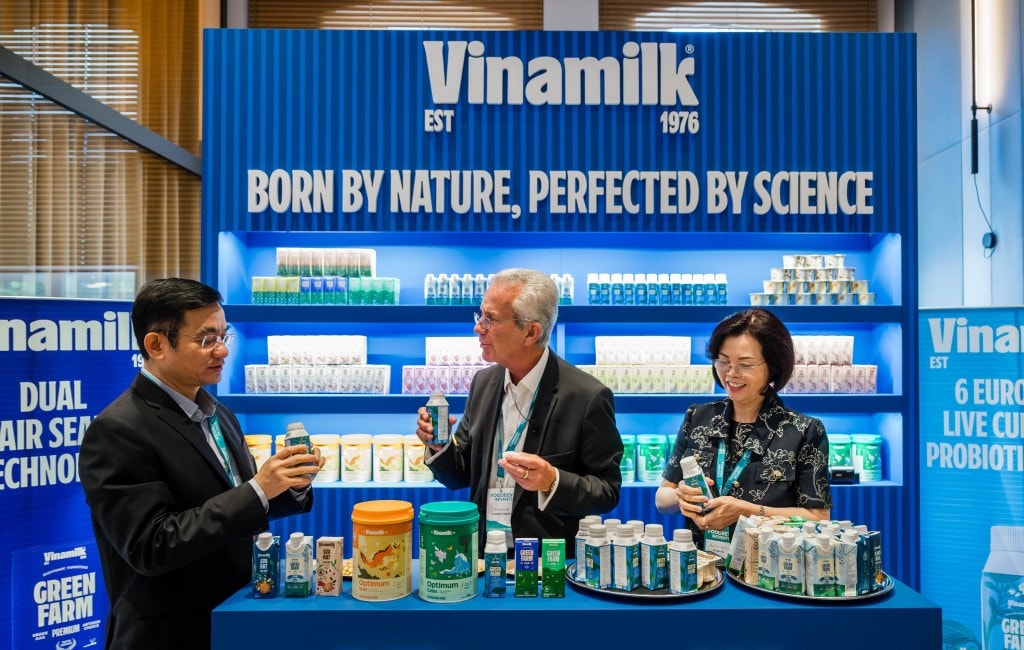 Vinamilk giới thiệu nhiều sản phẩm mới với các ứng dụng công nghệ đột phá tại tại Hội nghị Sữa Toàn cầu 2025. Ảnh: An Minh