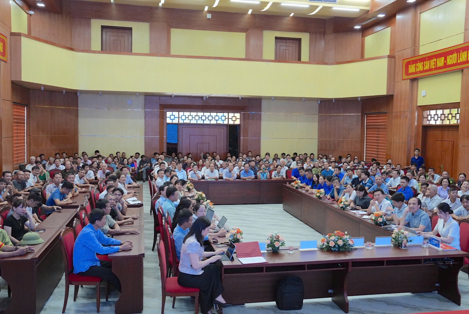 xa-van-dinh3.jpg