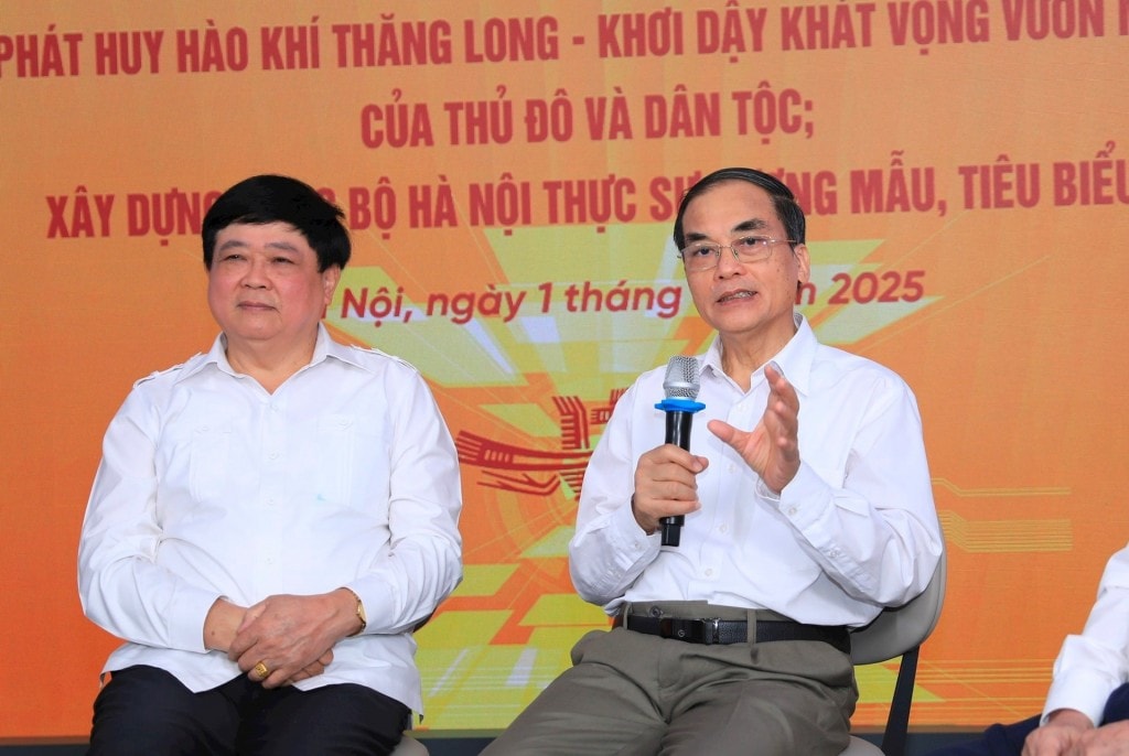 PGS.TS Vũ Văn Phúc phát biểu tại tọa đàm