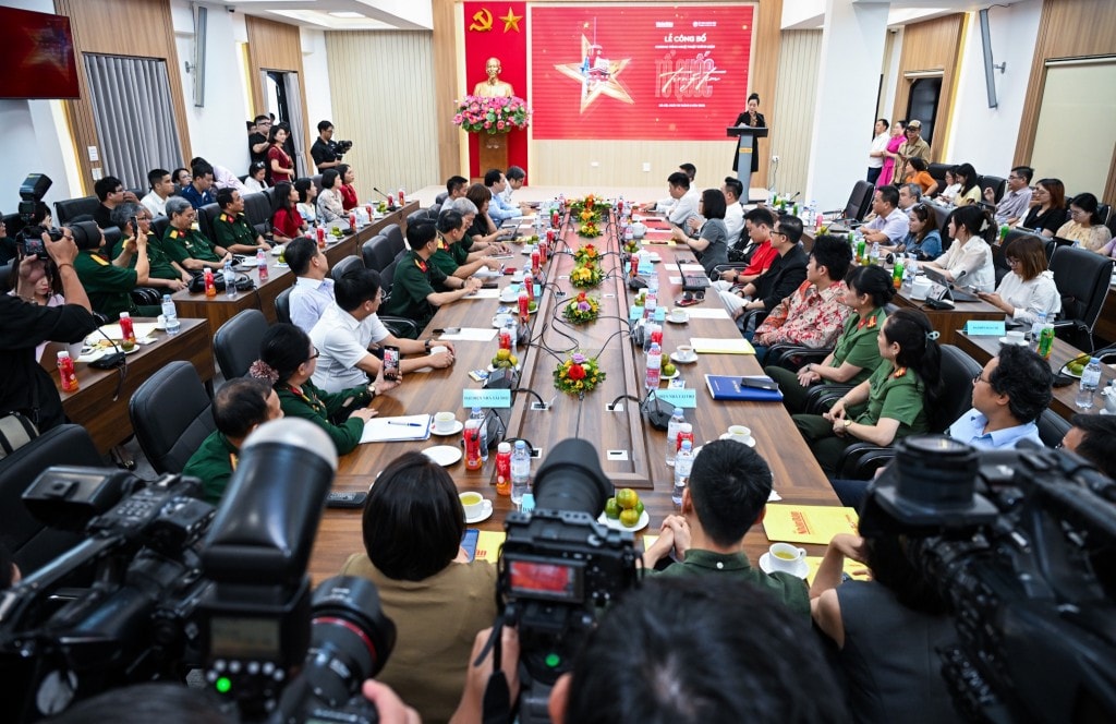 “Tổ quốc trong tim” - bản giao hưởng của lòng yêu nước
