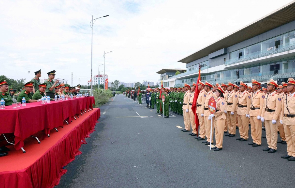 Công an Hà Nội hợp luyện