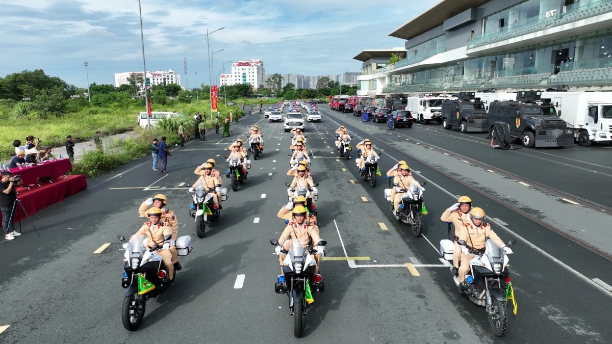 Công an Hà Nội hợp luyện