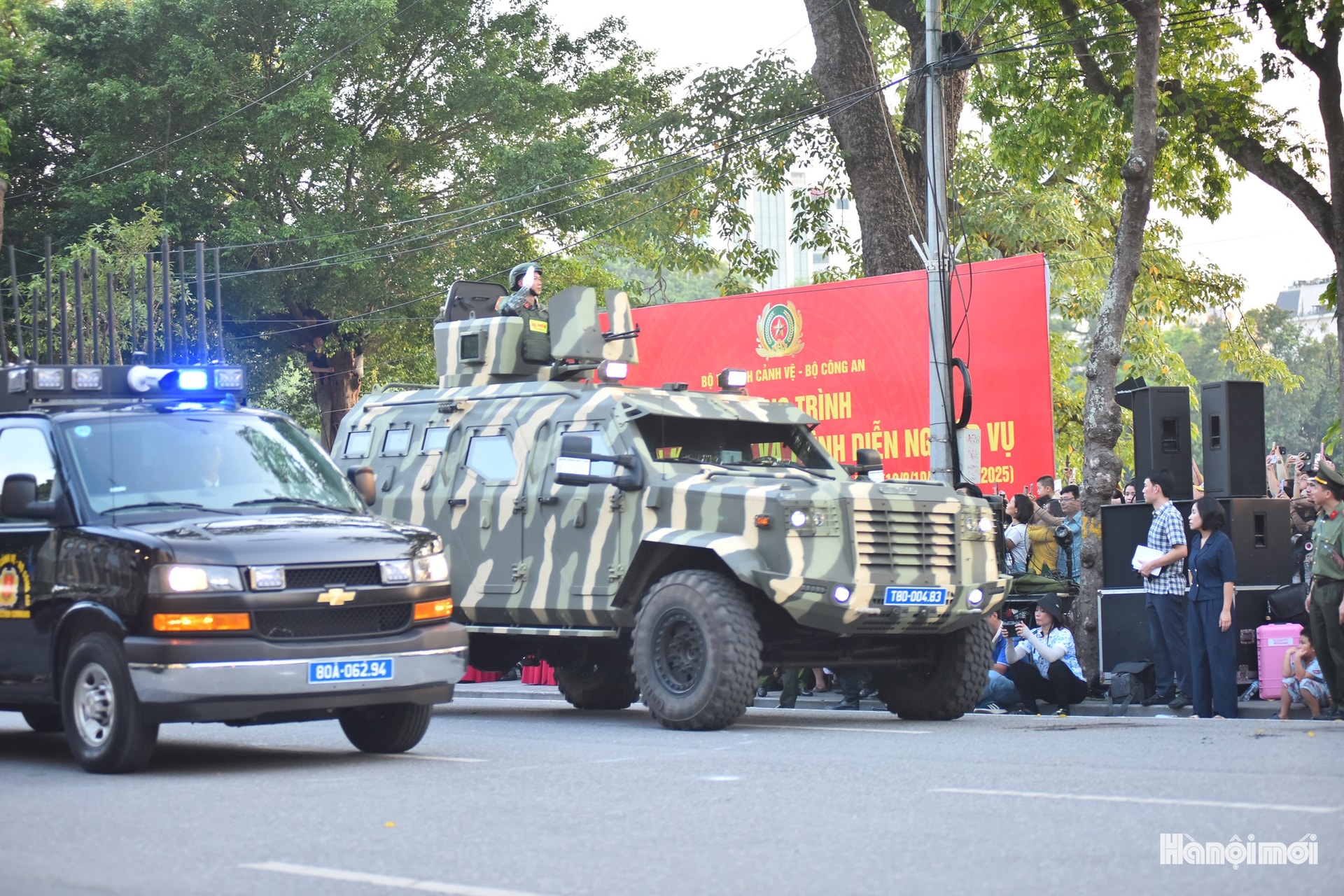W_hnm-cand-14a.jpg